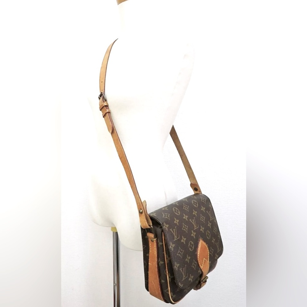 Authentic Louis Vuitton Vintage Cartouchiere MM Crossbody - Picture 2 of 16